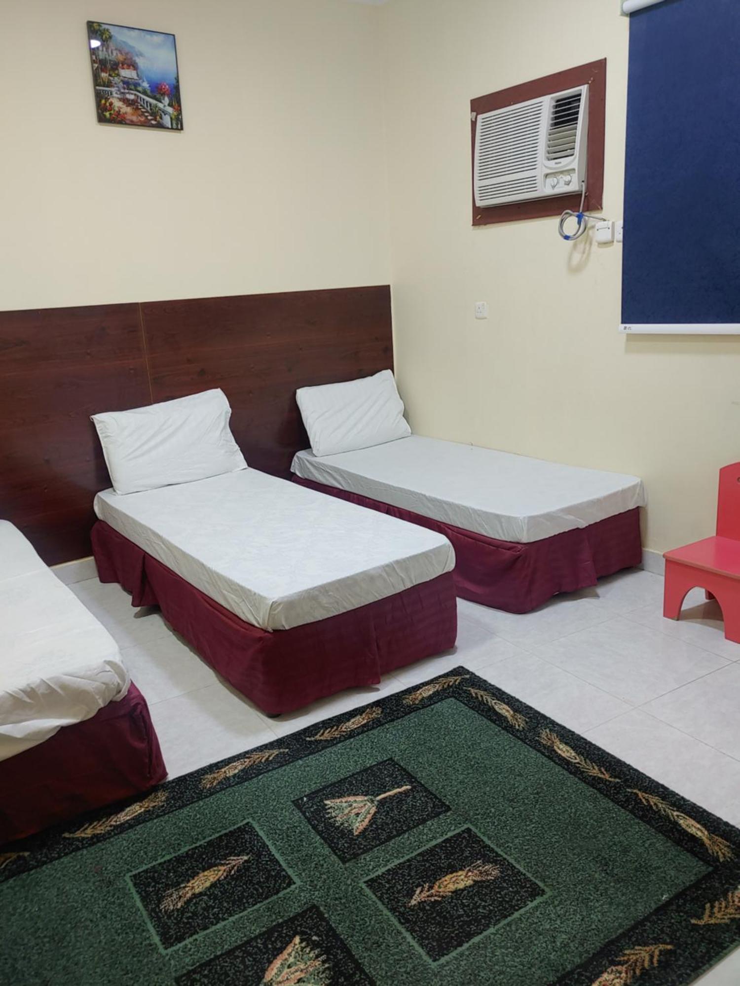 Salaam Hotel *