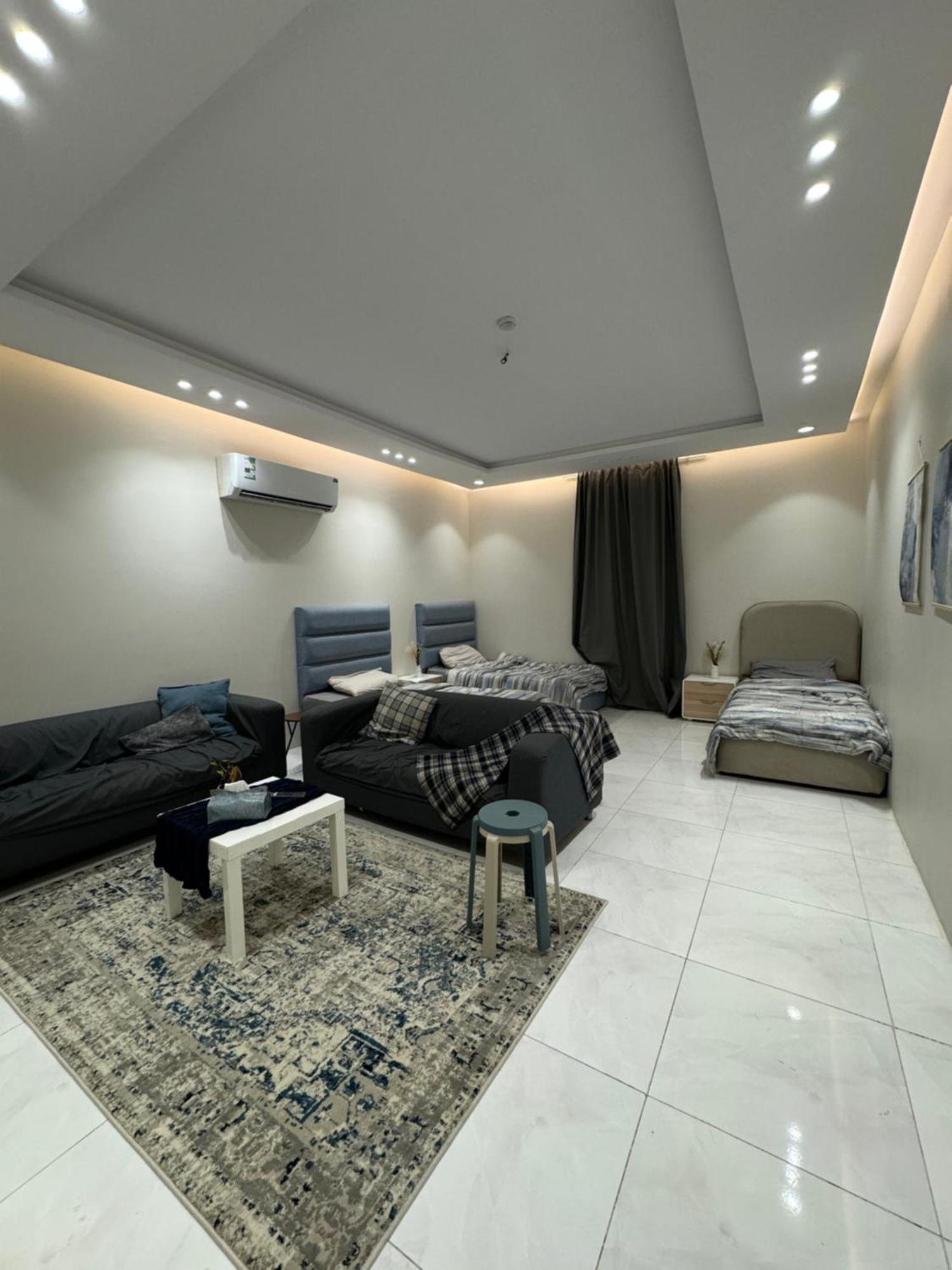 بغرفتين نوم وجلسه مريحة Apartment *