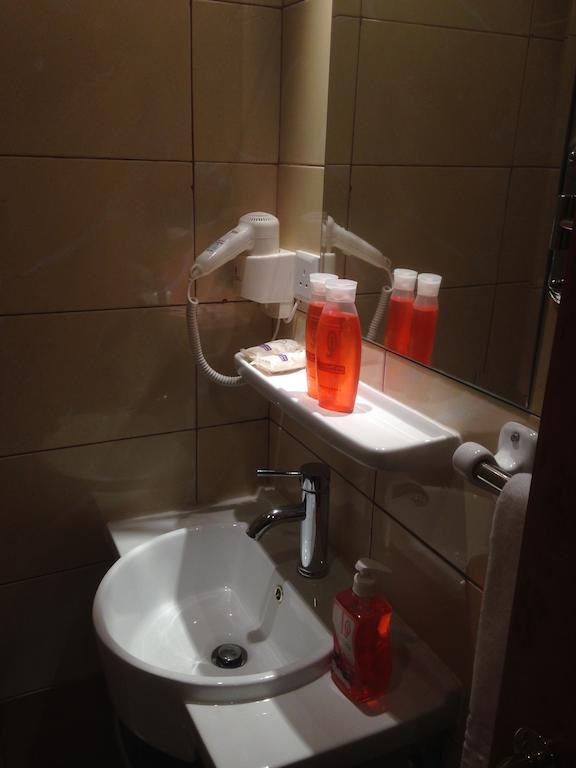 Hotel Rawdat Al Aseel 2*