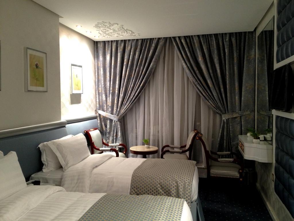 Hotel Montana Al Azizia 4*