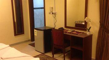 Hotel Loloat Al Aseel 3*