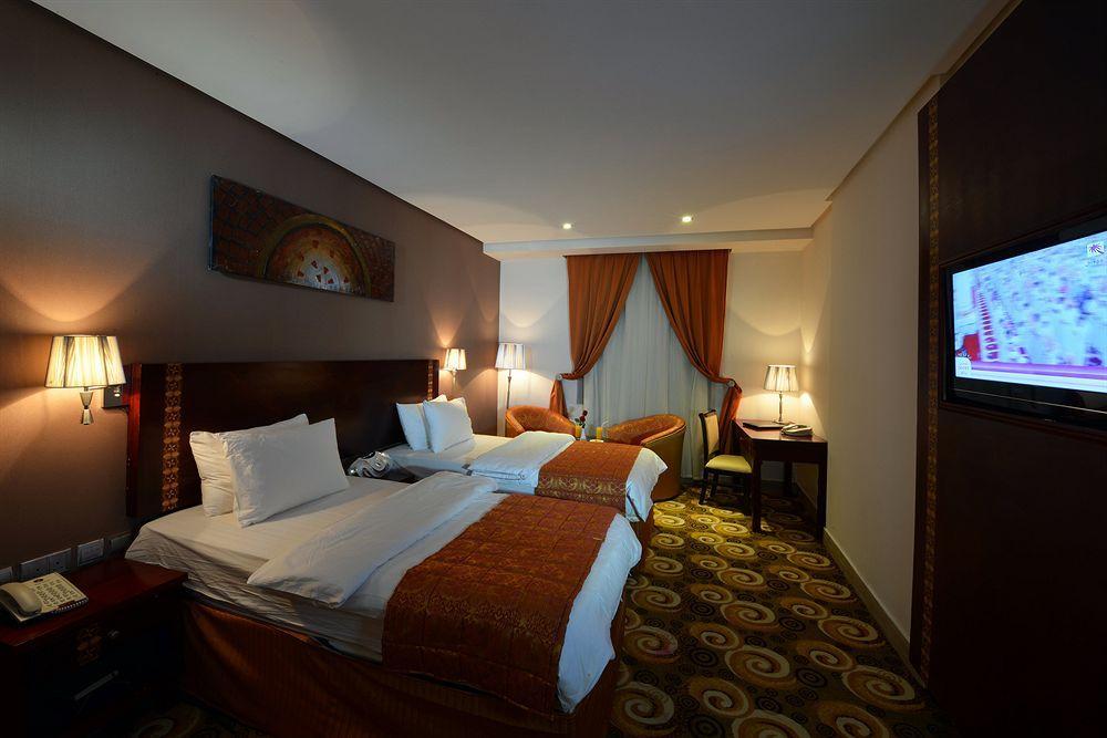 Hotel Reef Global 4*