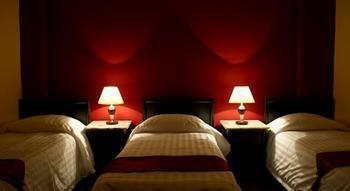 Zahra White Palace Hotel