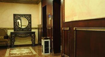 Zahra White Palace 3*