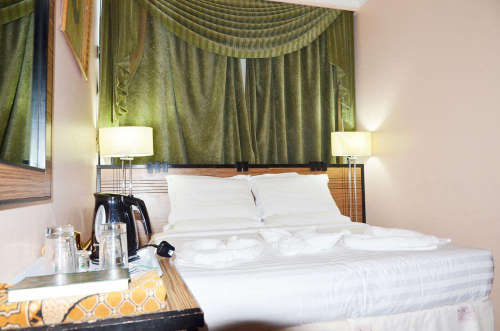 Hotel Anwar Al Deafah *