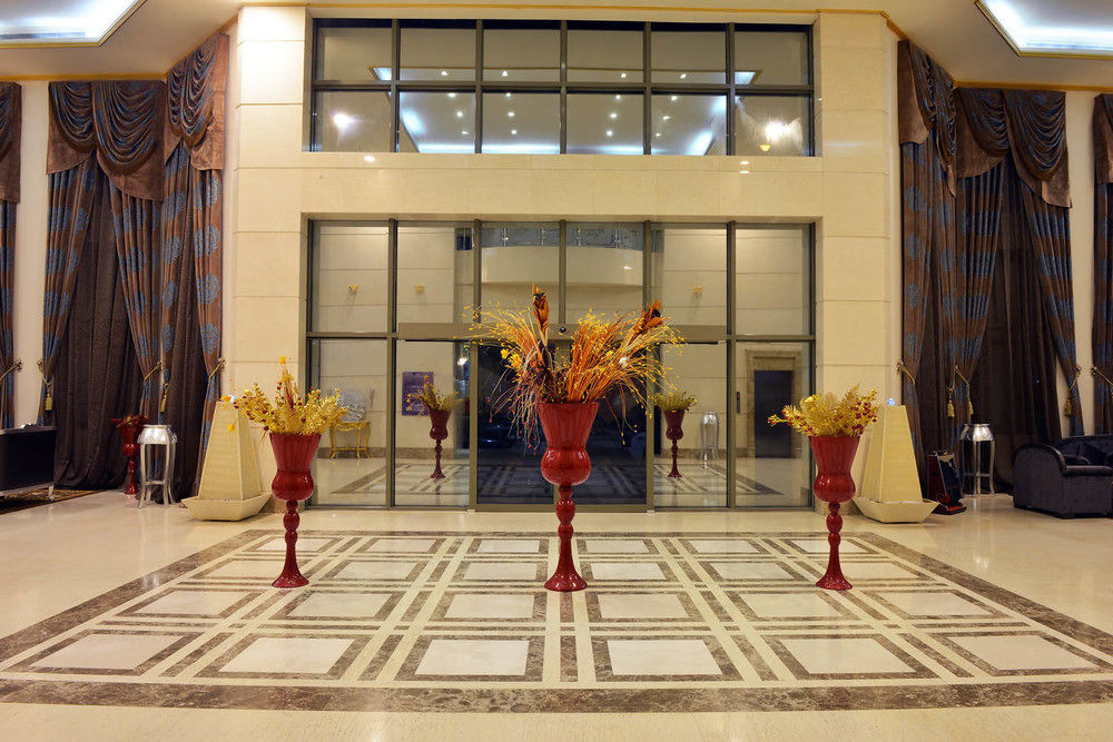 Hotel Reef Global
