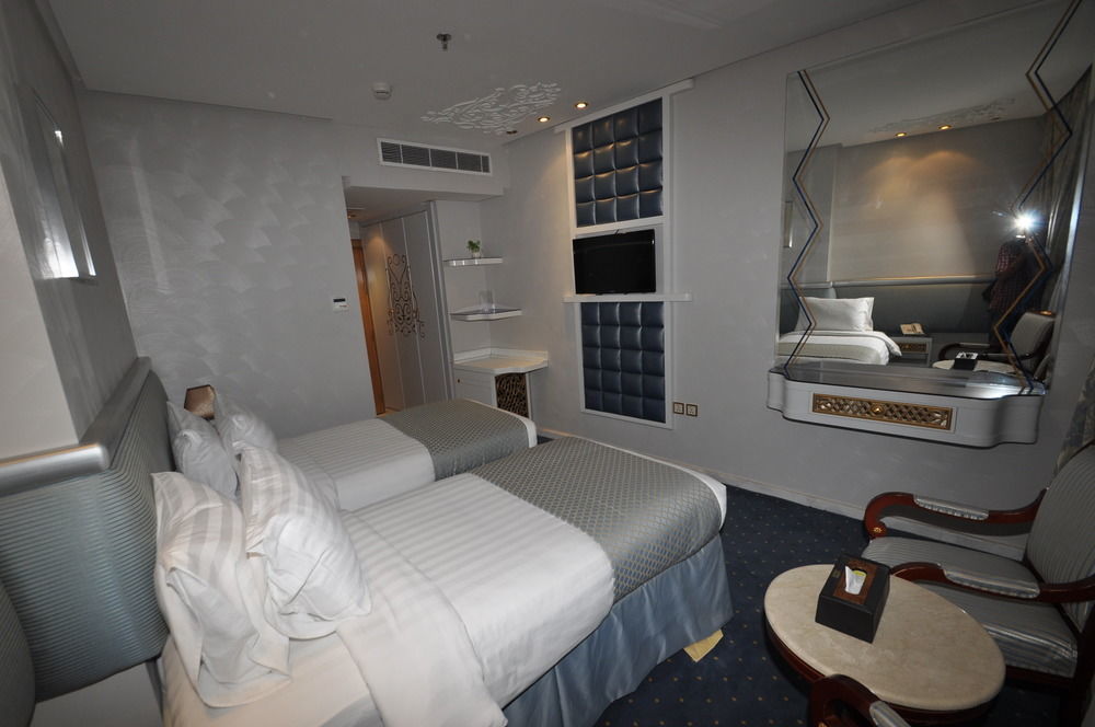 Montana Al Azizia 4*