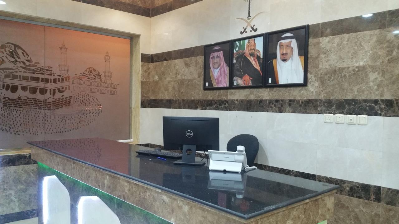 Bayareq Al Salam *
