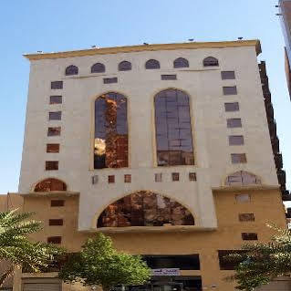 Qasr Al Azizia 3*