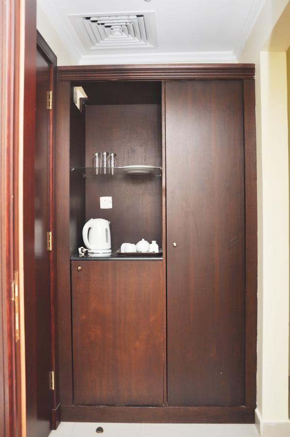 Narjes Al Hadeqa Hotel