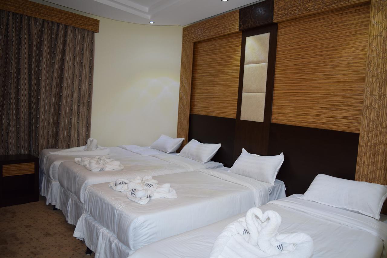 Al Zaer Garwal Hotel 3*