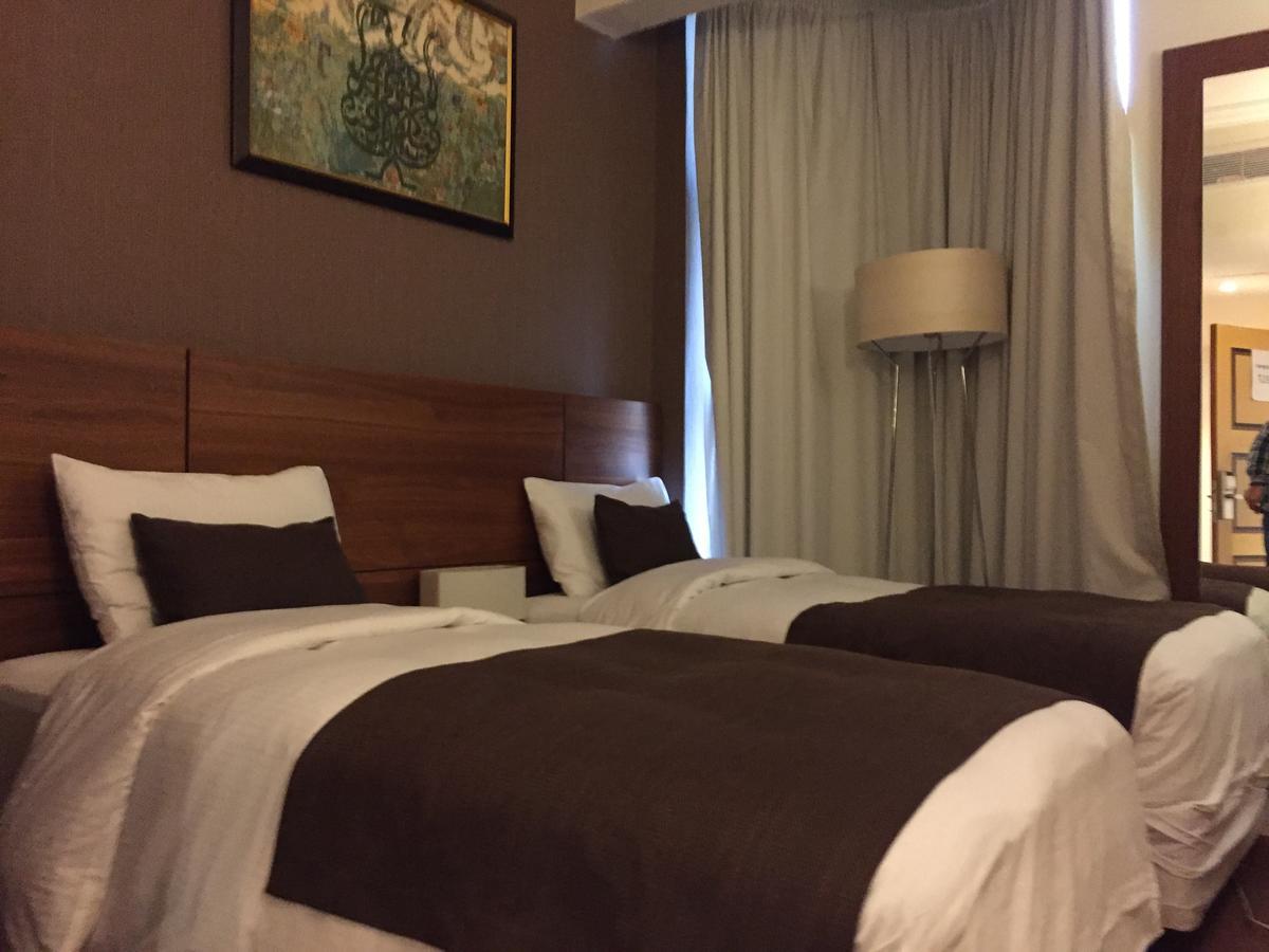 Al Thuria Grand 3*