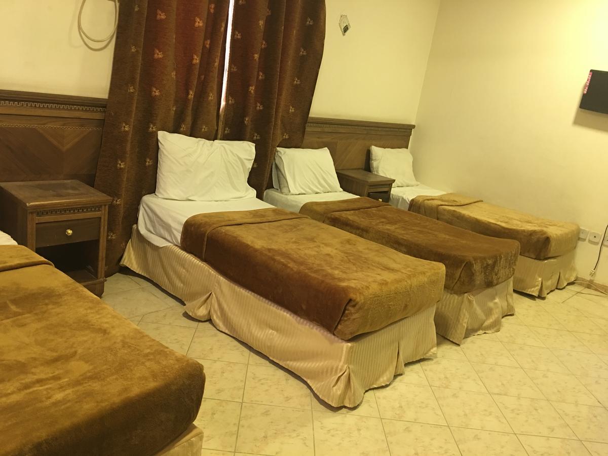 Hotel Konoz Al Azizia *