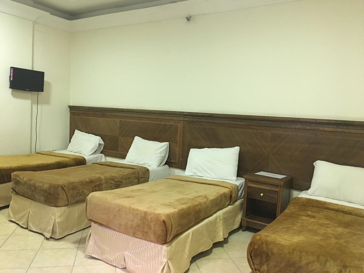 Konoz Al Azizia Hotel *