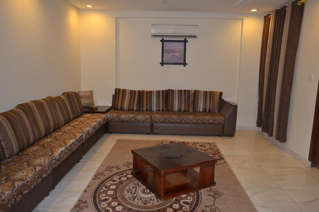 Aparthotel Shoroq Al Nama Tower 3*