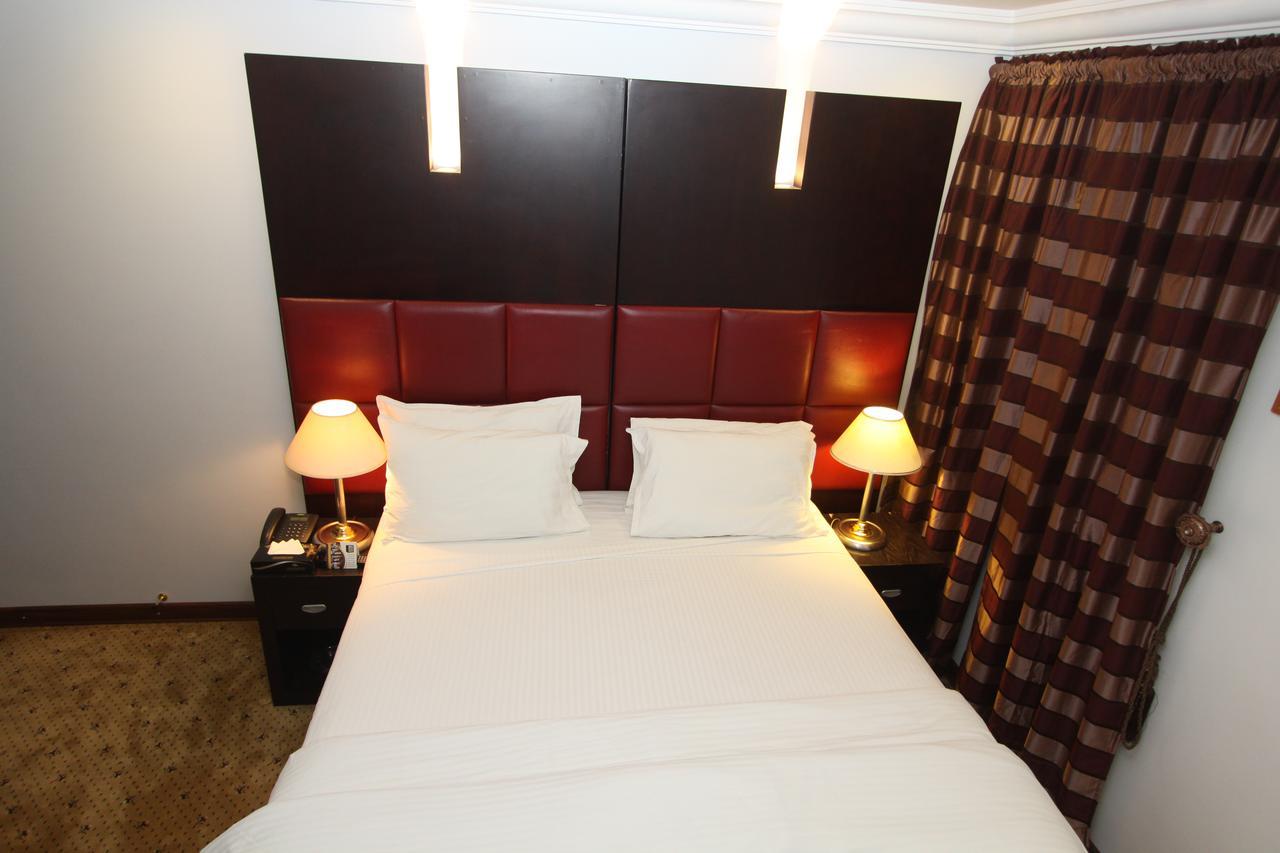 Al Saraya Eman Hotel 3*