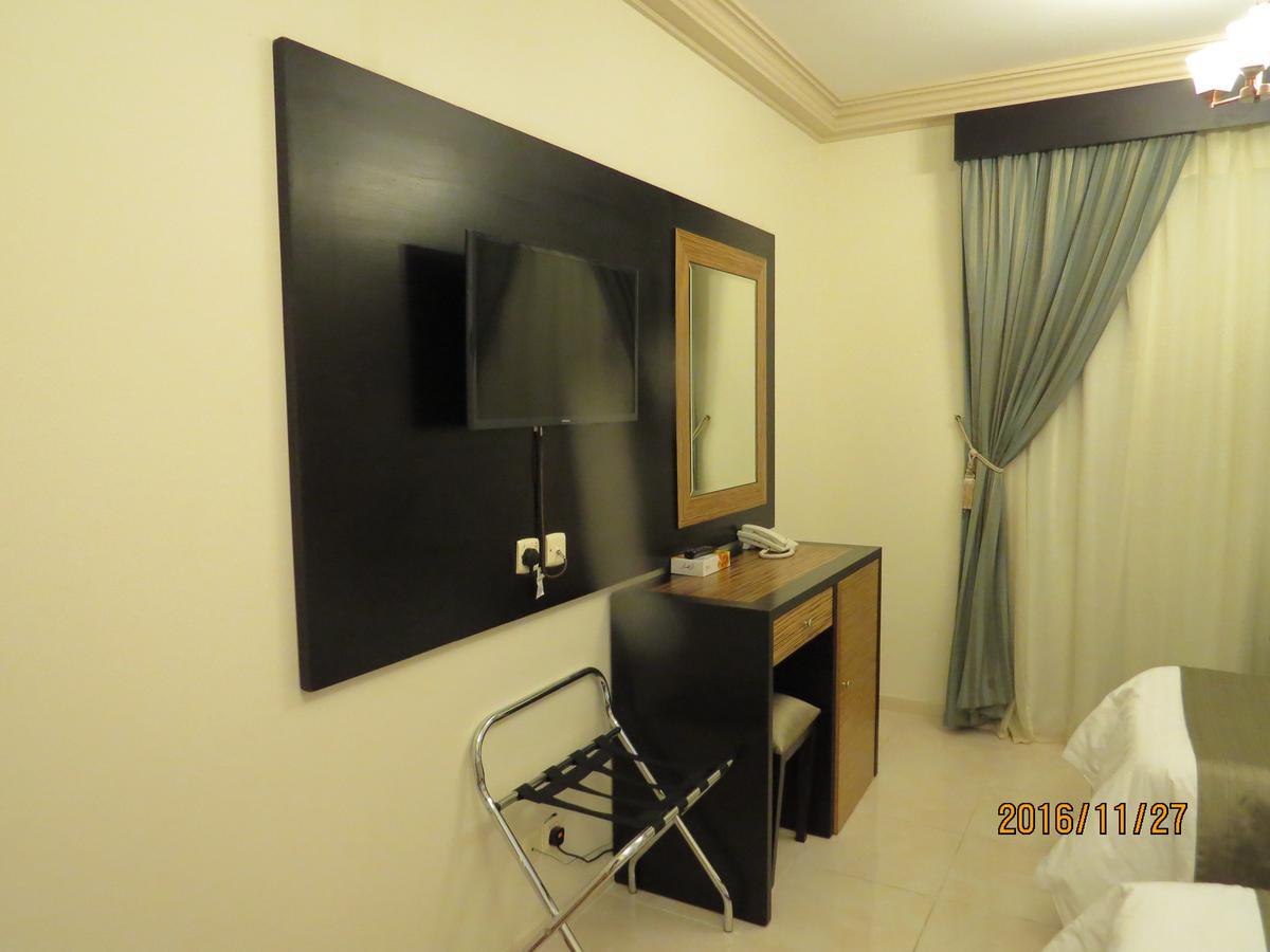 Diyaralmashaer Al-hadiyah Hotel *