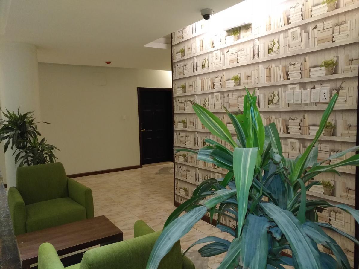 Aparthotel Crown Glory Suites