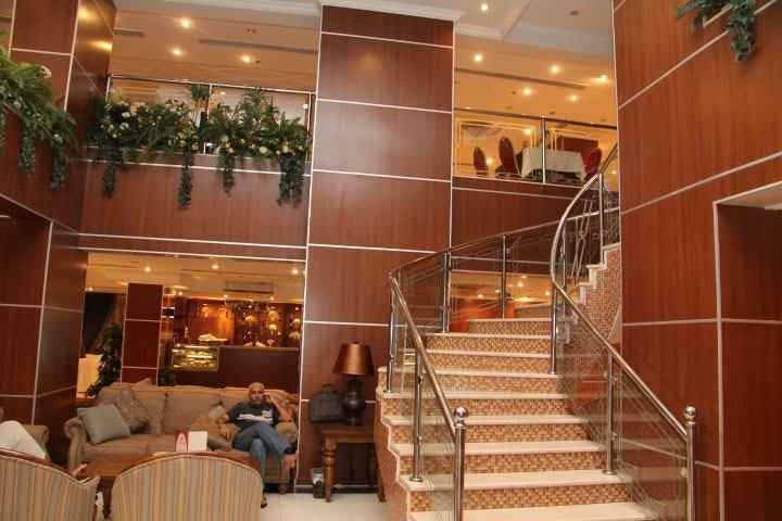 Luluat Al Sharq Mecca