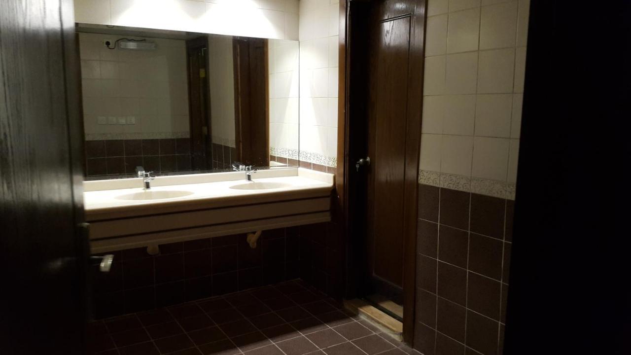 Hotel Ekram Al Mansor 2*