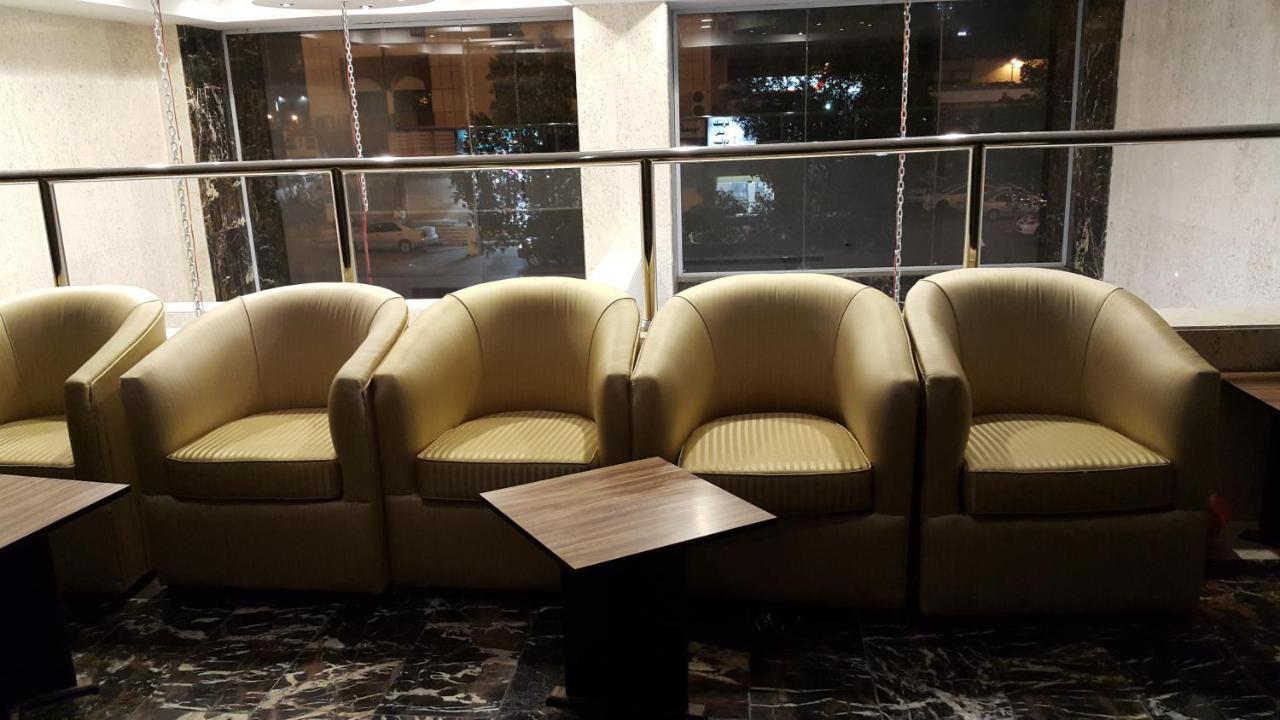 Hotel Ekram Al Mansor