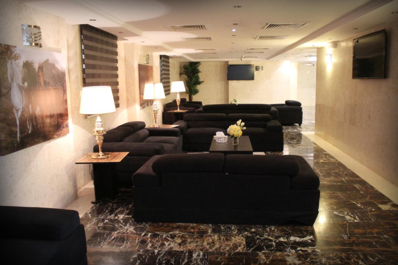 Hotel Ekram Al Mansor