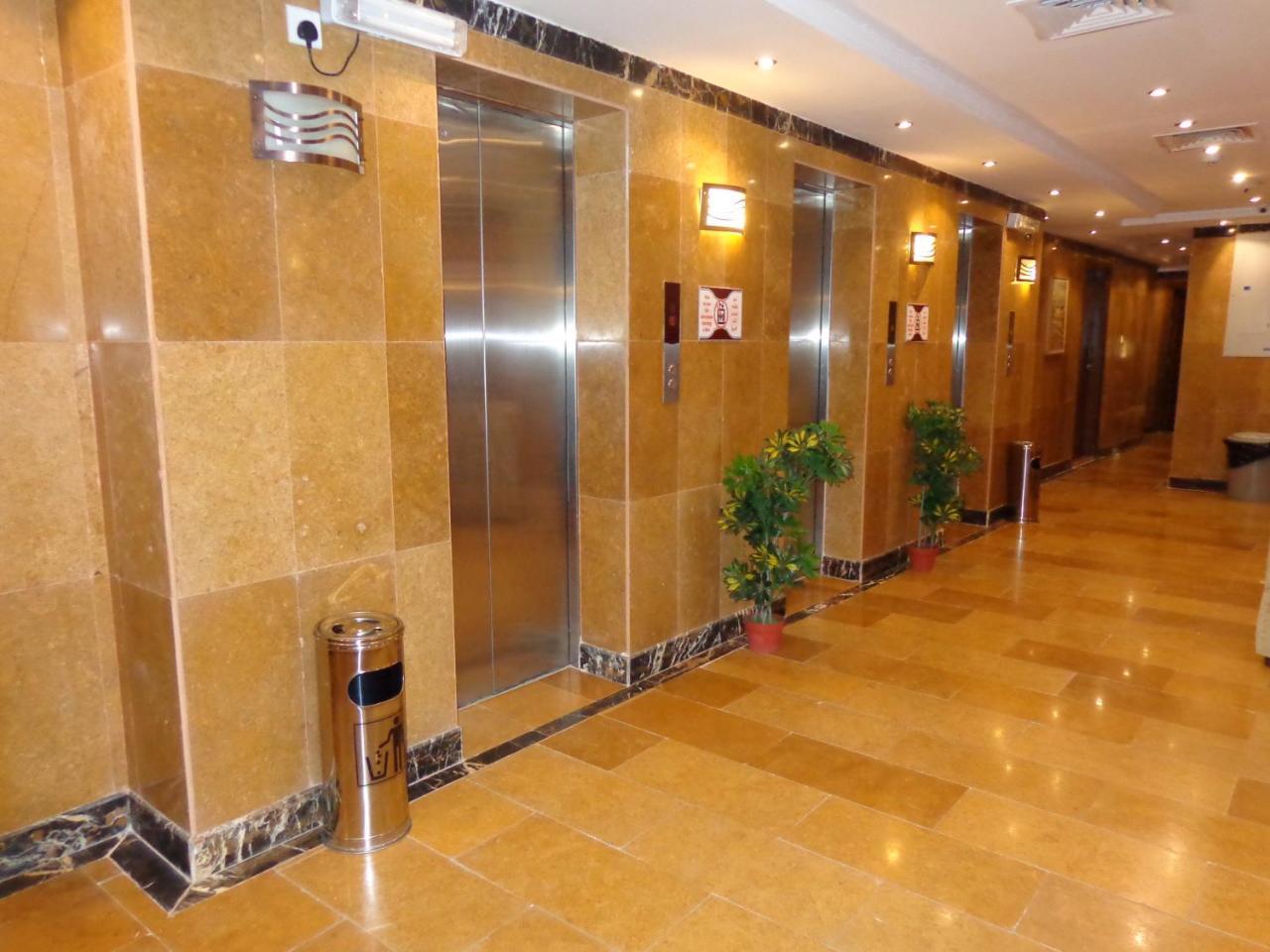 Hotel Ekram Al Mansor Mecca