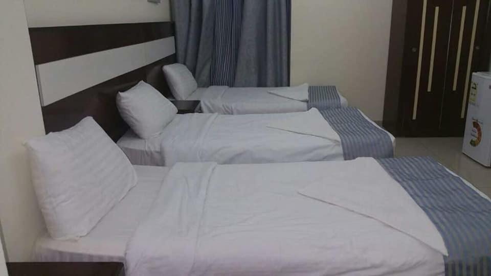 Hotel فندق تيماء الششة *