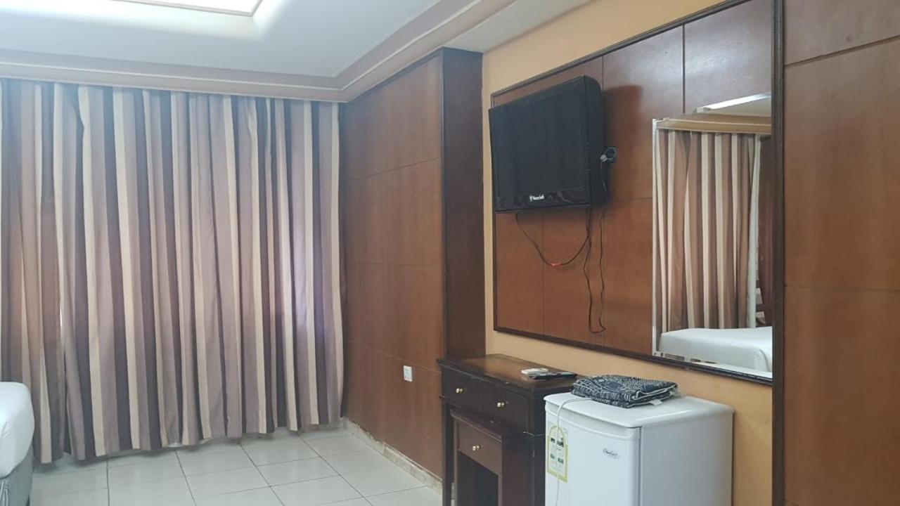 Dar Om Al Qura Al Thahabi Hotel *