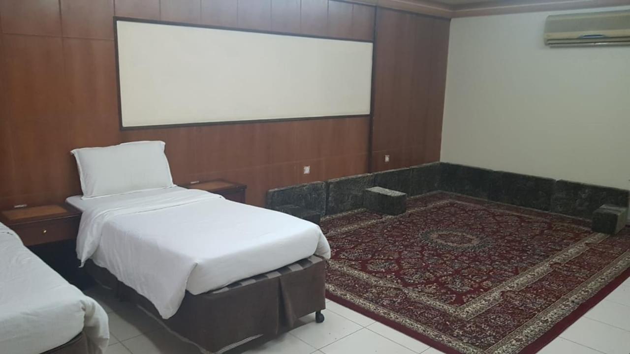 Dar Om Al Qura Al Thahabi Hotel