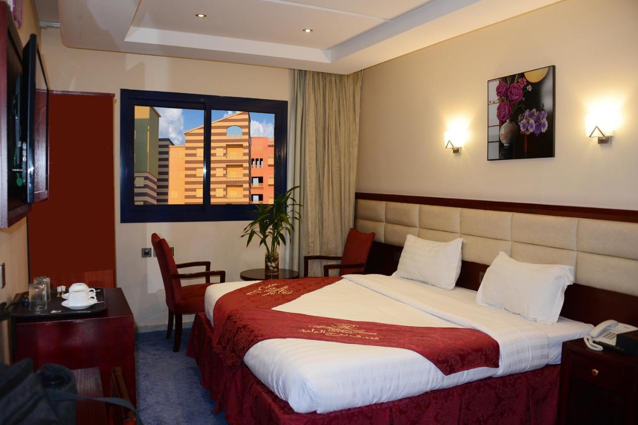 Hotel Al Waleed Tower 3*