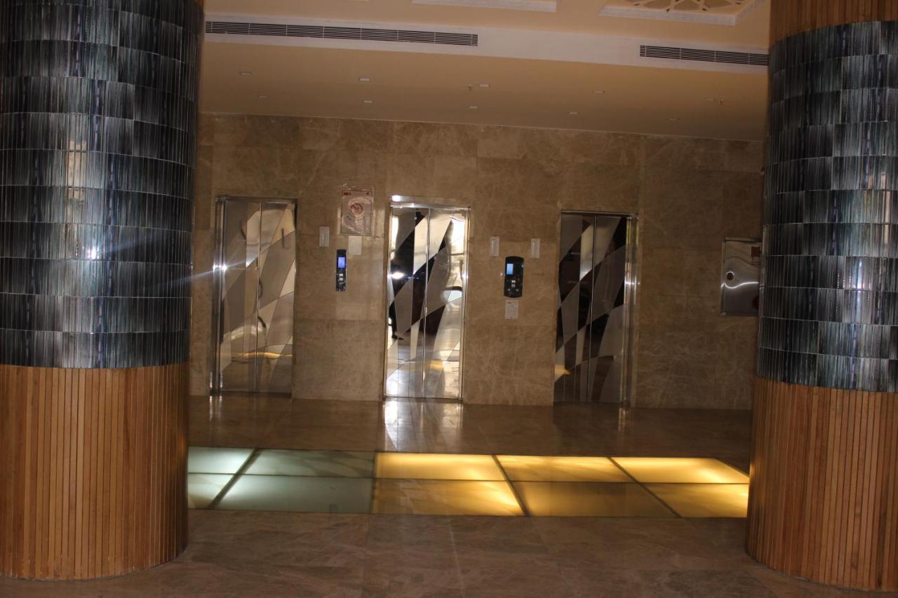 Roshan Aldar Faqeeh 2* Mecca