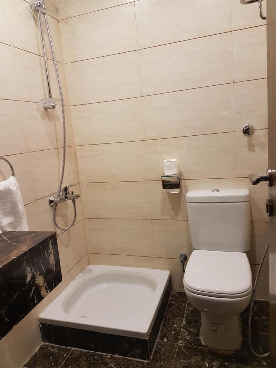 Zewar Al Mashaer Al Qasr Hotel