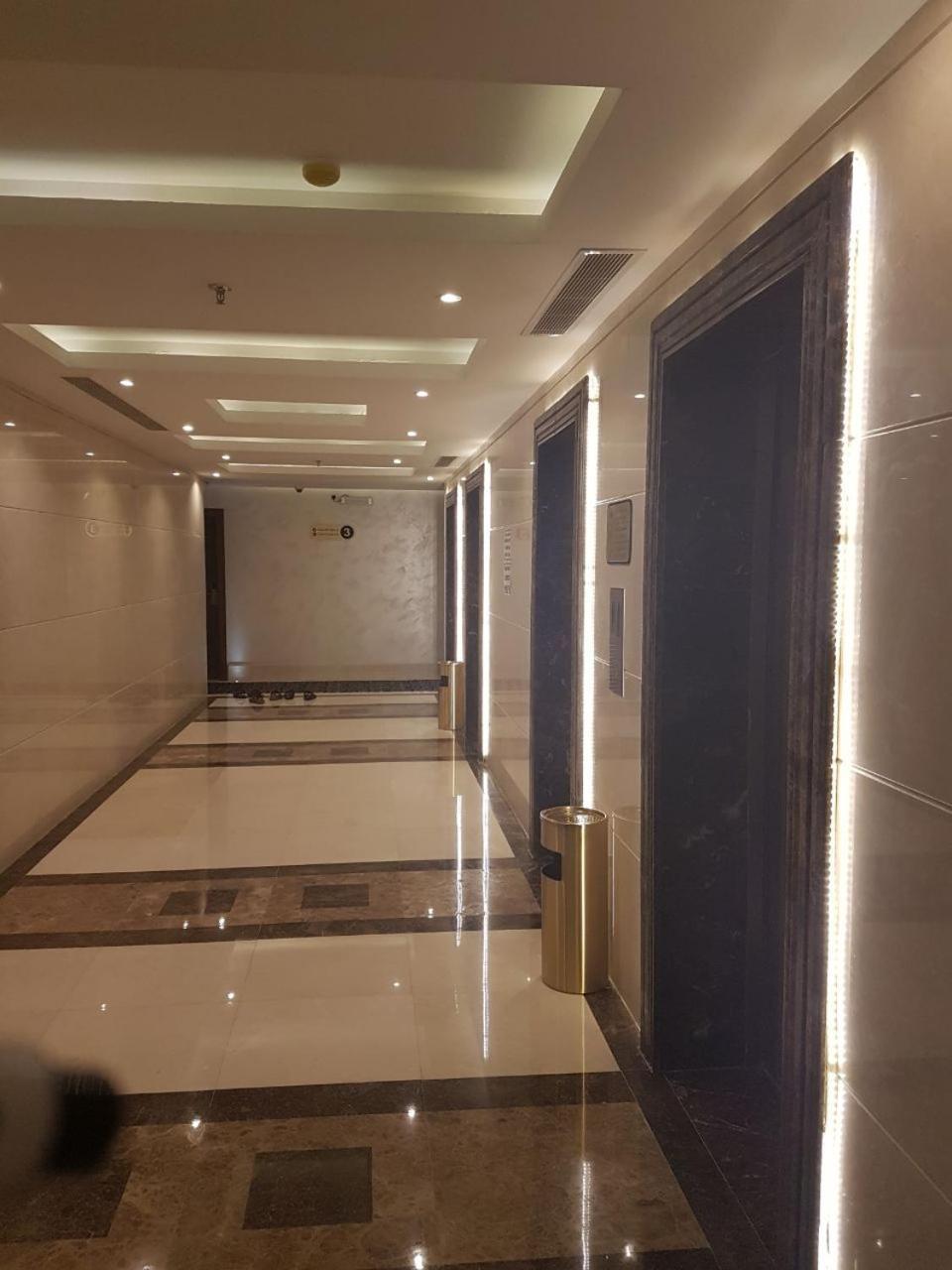 Zewar Al Mashaer Al Qasr