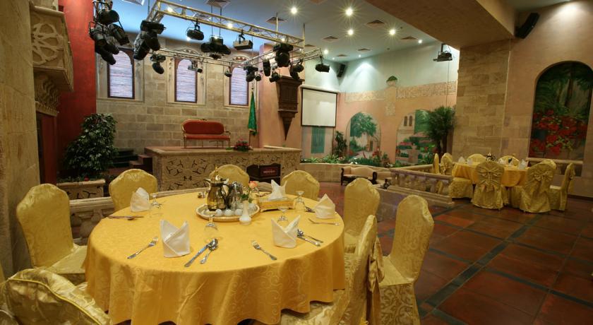 Manazel Al Ain 5*