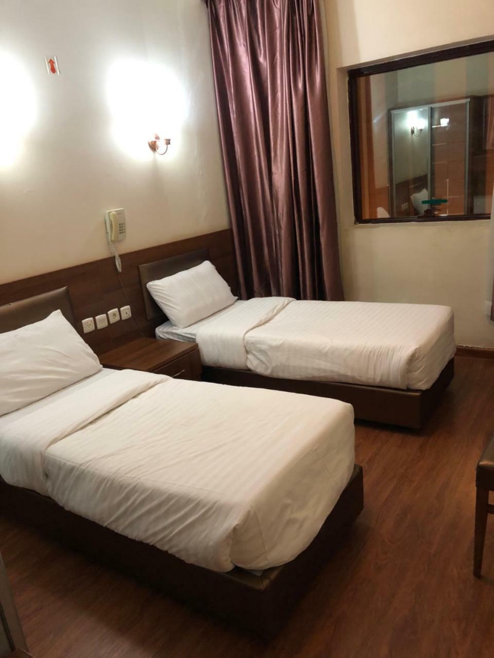Tahleel Hotel