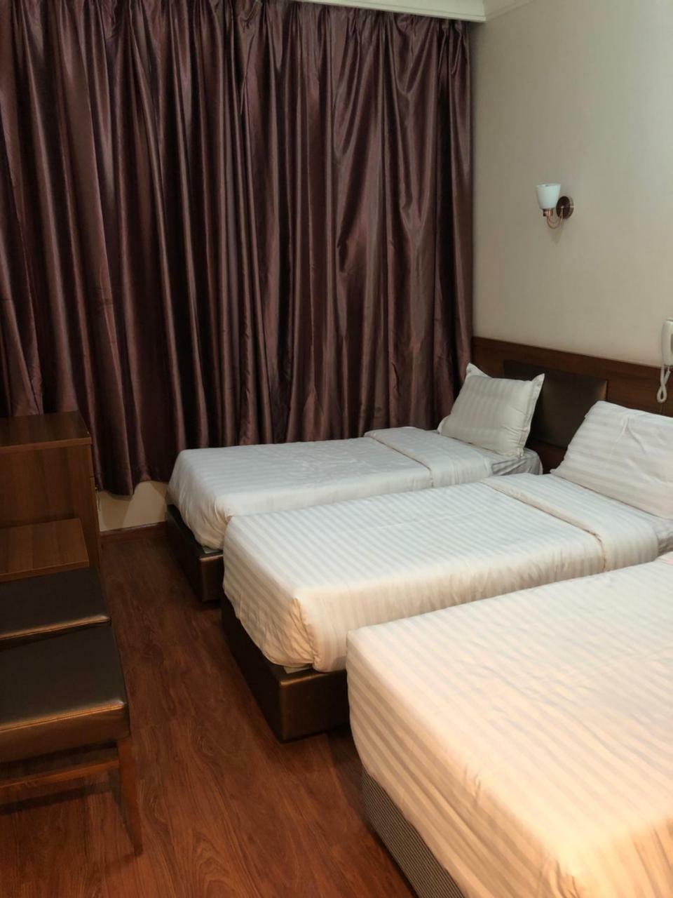 Tahleel Hotel *