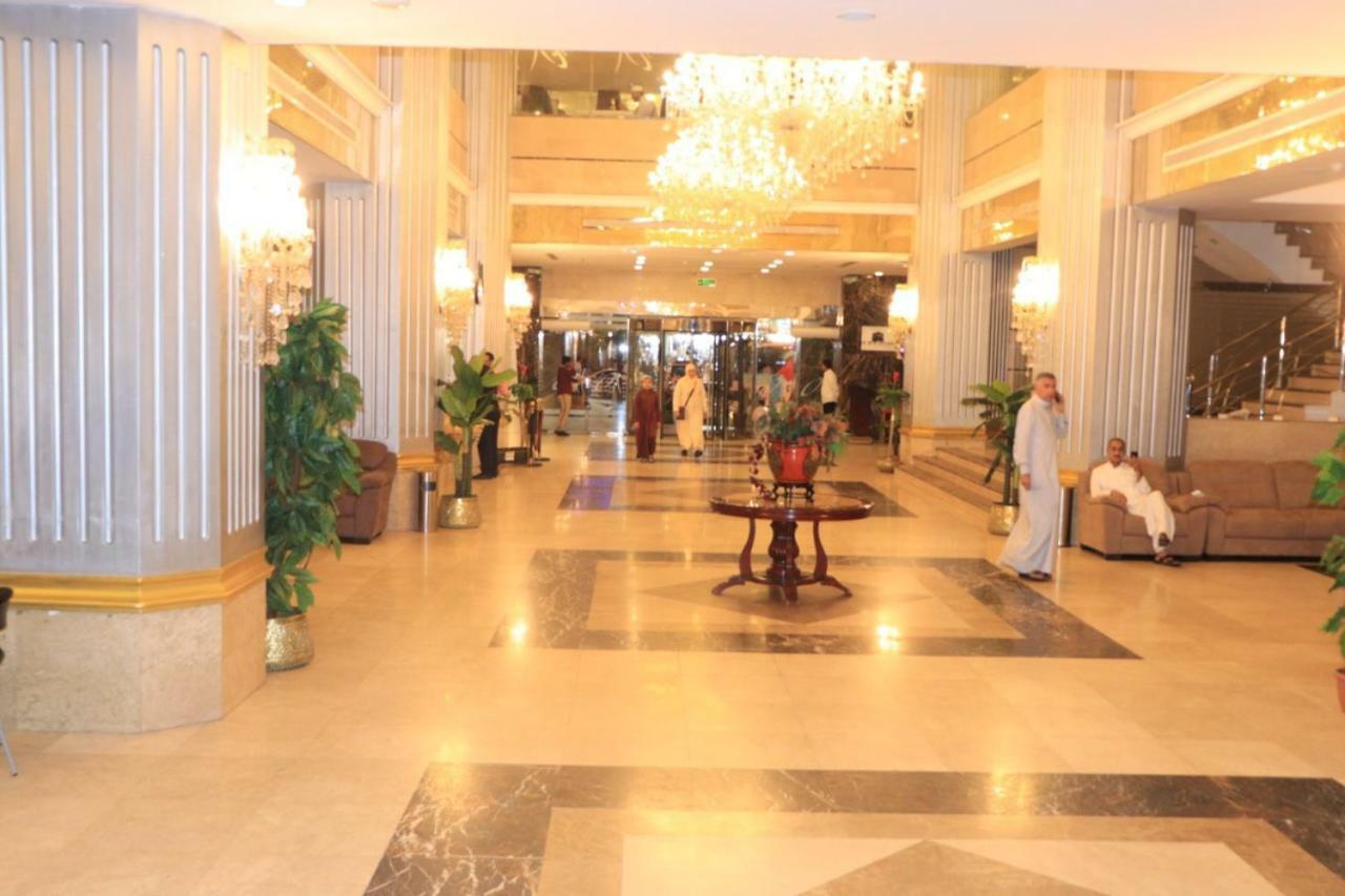 Mubarak Plaza 4*