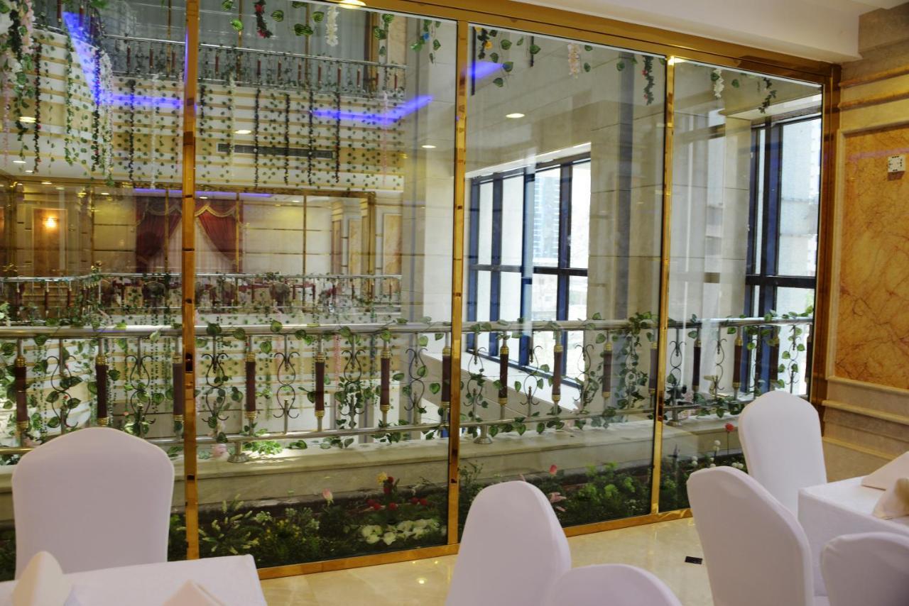 Hotel Al Waleed Tower 3*