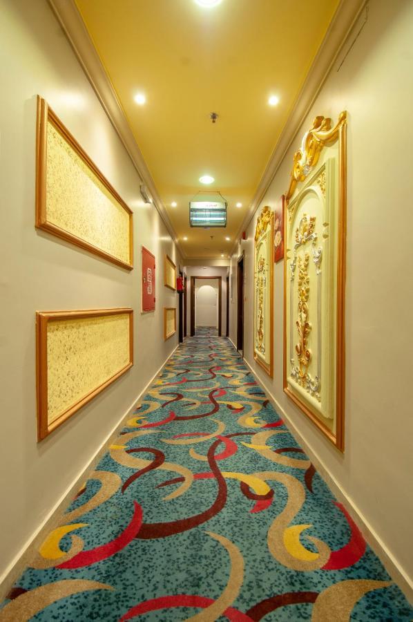 Hotel Aknaf Saray