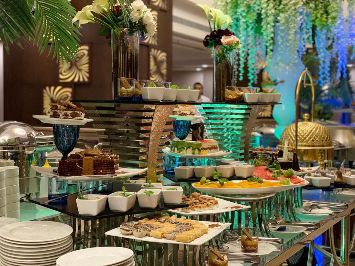 Violet Al Azizia Hotel