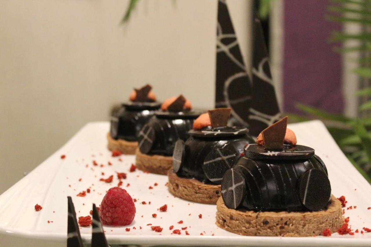 Violet Al Azizia Hotel 2*