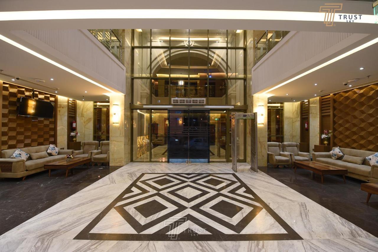 Hotel Trust Sky