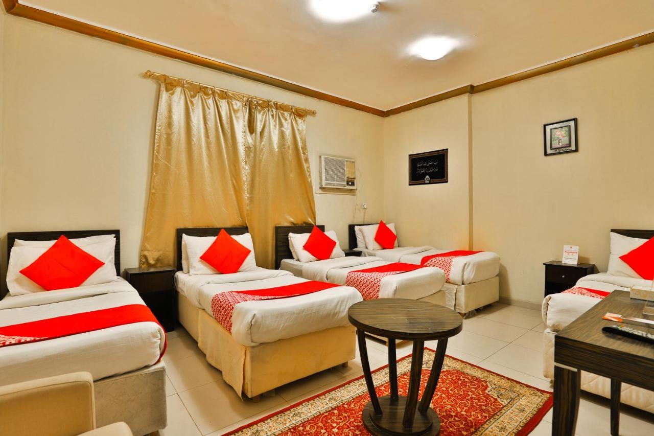 Hotel Oyo 384 Zumordat Taha 3*