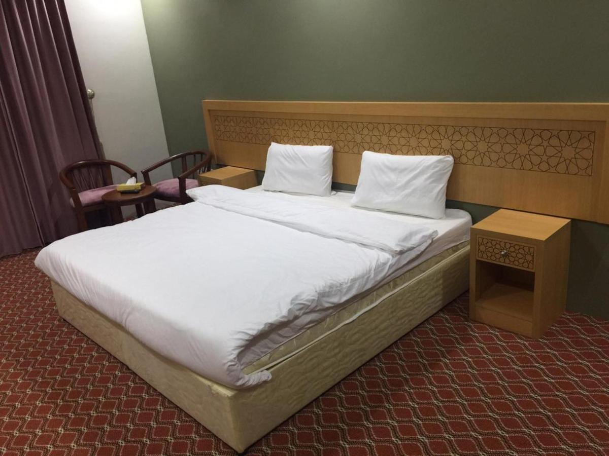Kol Alayam Hotel *