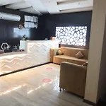 Rekaz Aparthotel
