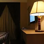 Meral Hotel