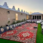 منتجع ومخيم الشداد الفاخر Ahshdad Luxury Camp & Resort