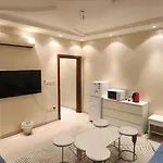 شقة من غرفة نوم وصالة