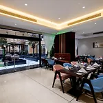 Time Ruba Hotel & Suites